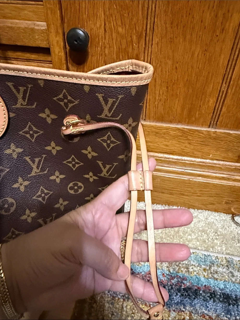 Louis Vuitton Monogram Canvas Neverfull MM.Comes with pouch as well